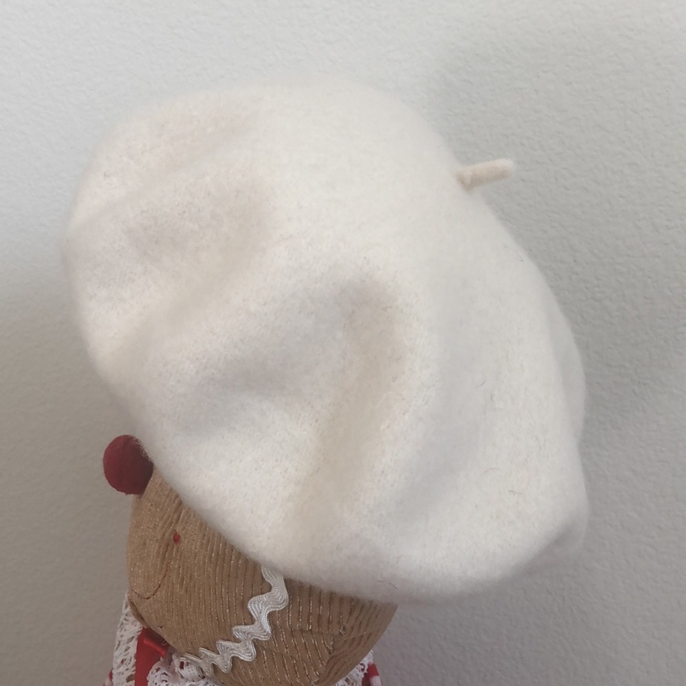 hat - Picture 2 of 8